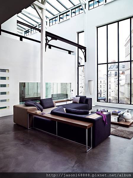 RolfBenz_COSMO_028_large.jpg RolfBenz_COSMO_028_large.jpg