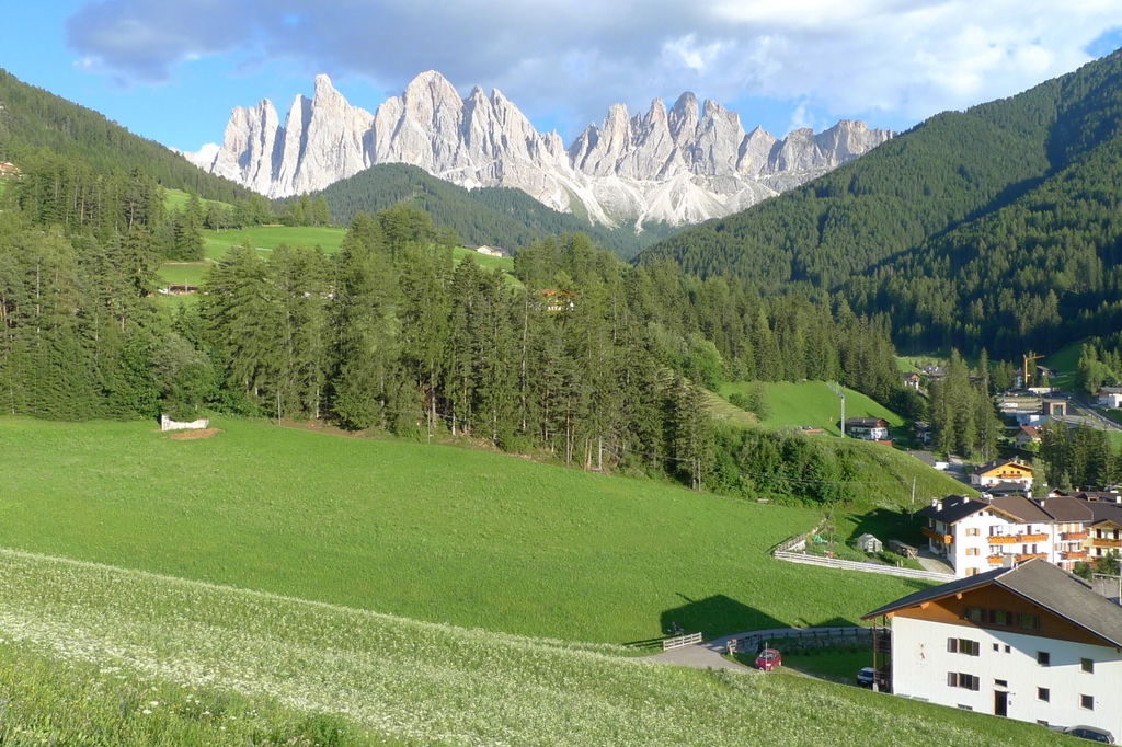 Dolomites(2) 世外桃源Val de Funes Dolomites(2) 世外桃源Val de Funes
