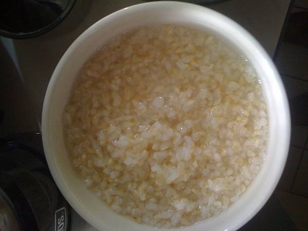 糙米煮熟圖.jpg