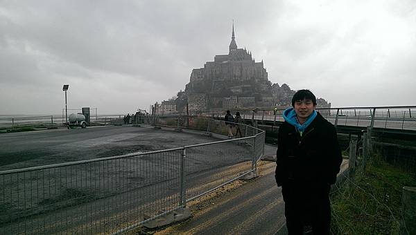 IMAG2978_BURST006.jpg IMAG2978_BURST006.jpg