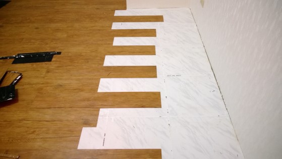 磁磚地板除膠前-2