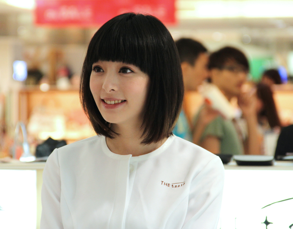 超萌代言女王.jpg 超萌代言女王.jpg