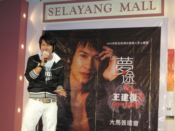 IMG_1749.JPG IMG_1749.JPG