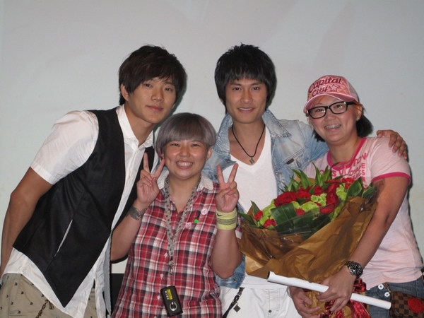 IMG_2303.JPG IMG_2303.JPG