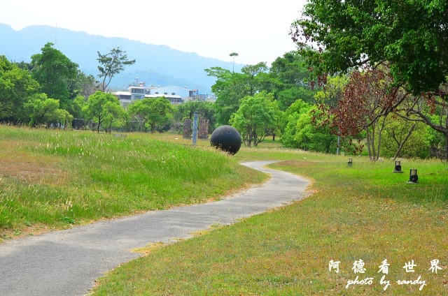 高雄美術館D7 114.JPG 高雄美術館D7 114.JPG
