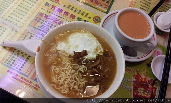 新五龍茶餐廳-公仔麵套餐 新五龍茶餐廳-公仔麵套餐