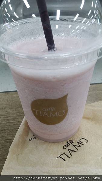 金浦機場 草莓SMOOTHIE 金浦機場 草莓SMOOTHIE