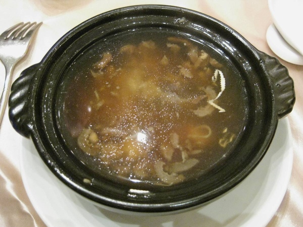 四寶燴生翅 四寶燴生翅