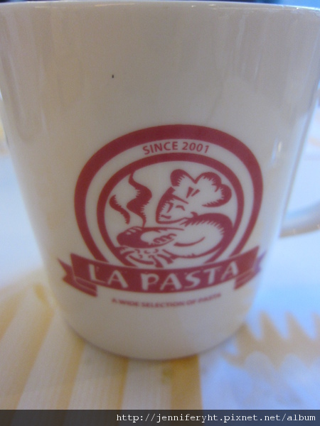 熱抹綠奶茶的杯子 熱抹綠奶茶的杯子