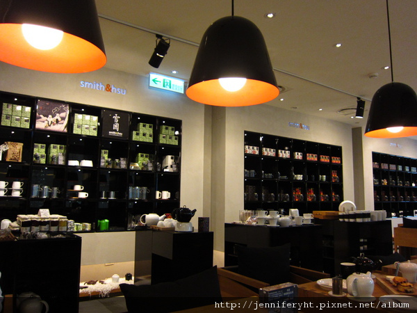 店內 店內