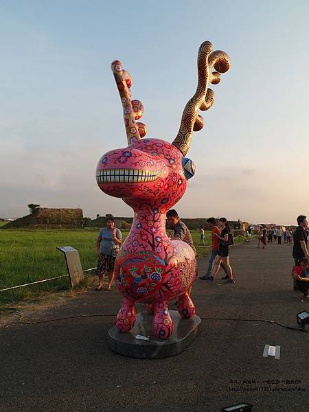 2014桃園地景藝術節 中秋快來看霍夫曼最新力作 -- 月兔