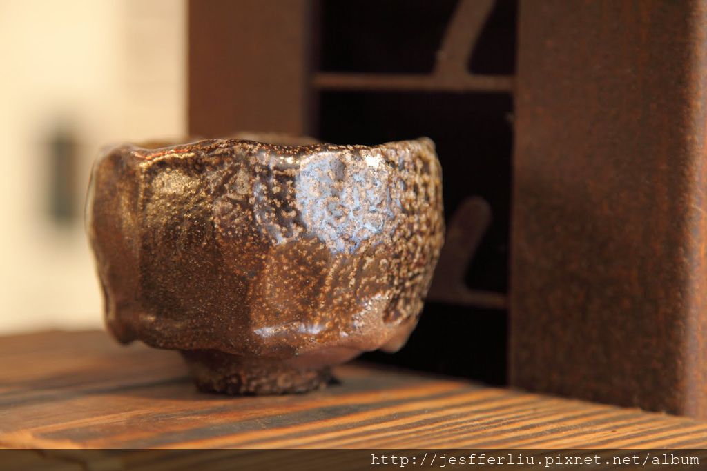 柴燒陶充滿了古拙樸實的美感
