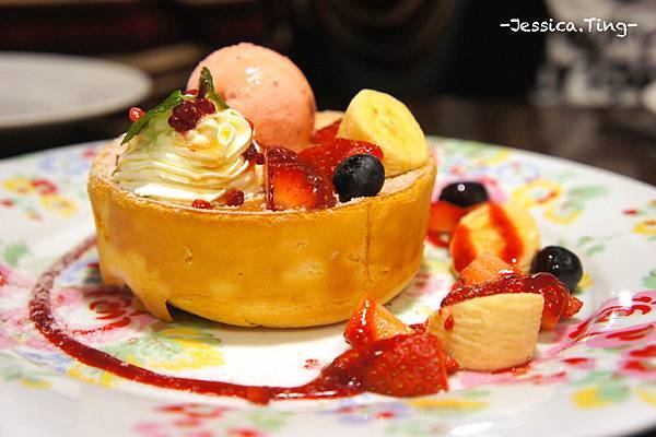 《食記》臺北大安區。Mee's Café 來自日本涉谷超人氣熱蛋糕+舒芙蕾歐姆蛋