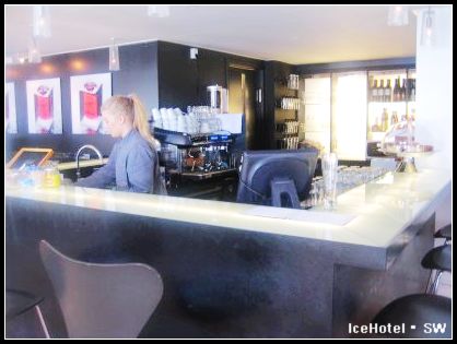 IceHotel_cafe2.JPG