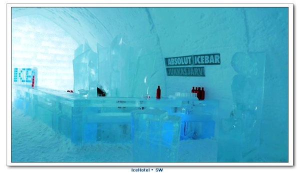 IceHotel_Icebar3.JPG