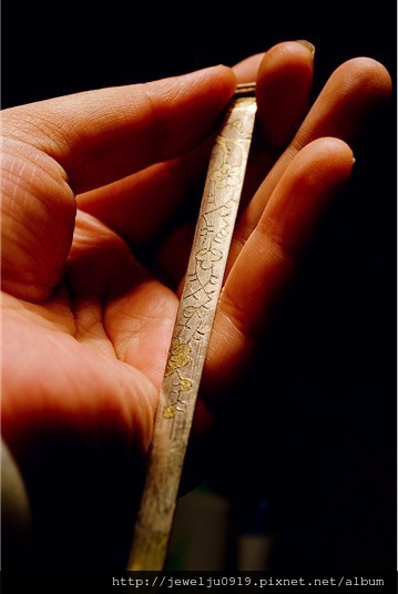 A@RG[9~4%RUB[9)IE57T1ZM.jpg