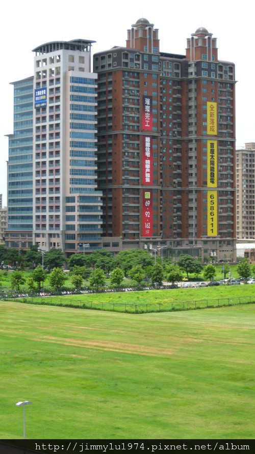 [竹北] 竹北高鐵特區(輕軌六家站)2011-06-22 005.jpg