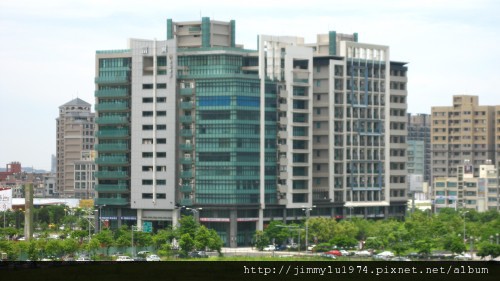 [竹北] 竹北高鐵特區(輕軌六家站)2011-06-22 007.jpg