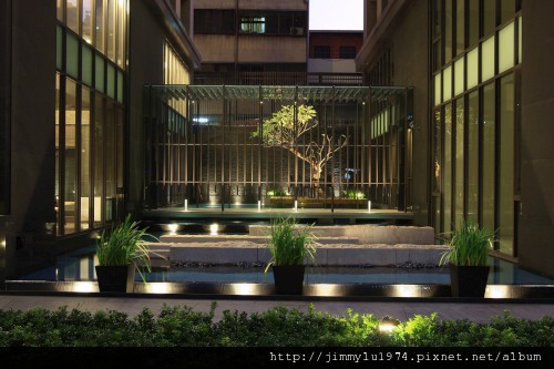 [台中] 鉅虹建設「水之庭」2010-12-22 04.jpg