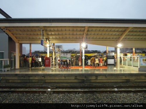 [竹北] 台鐵內灣線、六家線通車 2011-11-11 051.jpg