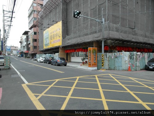 [竹東] 春堂建設「敦煌庭園2」2012-01-12 02 建物外觀.jpg