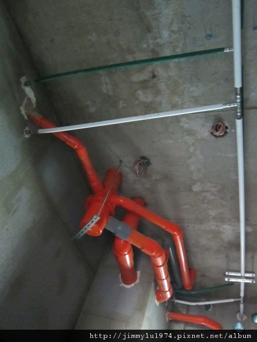 [竹北] 富廣開發「景泰然」2011-10-11 04 特殊工法-總存水灣