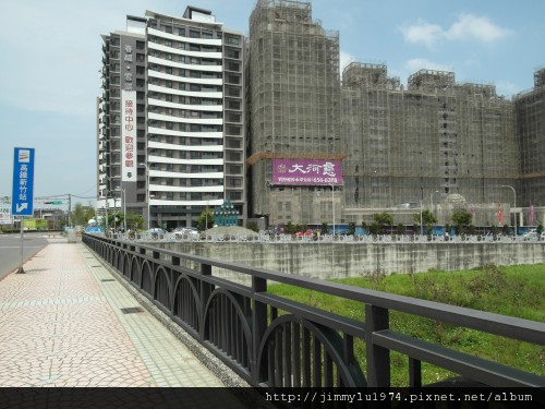[竹北] 興隆路水岸建築群踏查(中華路起至高鐵東站)2012-04-13 002