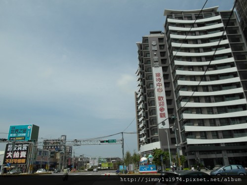 [竹北] 興隆路水岸建築群踏查(中華路起至高鐵東站)2012-04-13 006