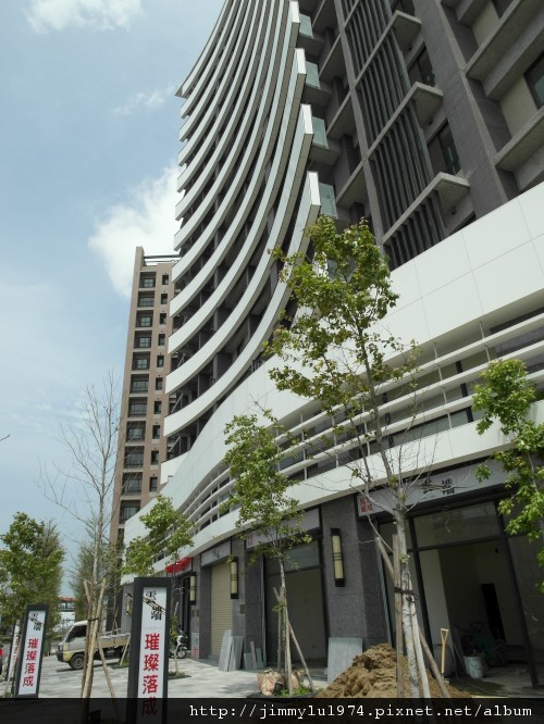 [竹北] 興隆路水岸建築群踏查(中華路起至高鐵東站)2012-04-13 010