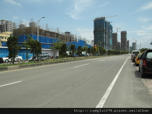 [竹北] 興隆路水岸建築群踏查(中華路起至高鐵東站)2012-04-13 046