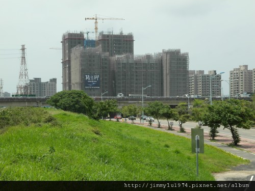 [竹北] 興隆路水岸建築群踏查(中華路起至高鐵東站)2012-04-13 096