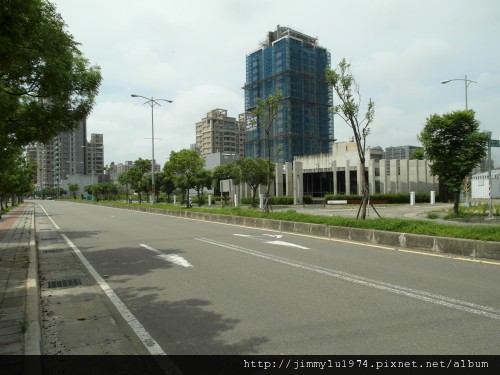 [竹北] 興隆路水岸建築群踏查(中華路起至高鐵東站)2012-04-13 172