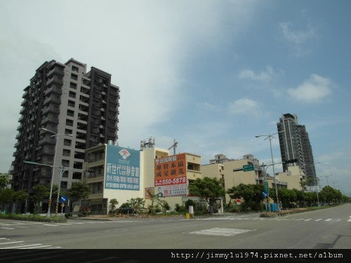 [竹北] 興隆路水岸建築群踏查(中華路起至高鐵東站)2012-04-13 177
