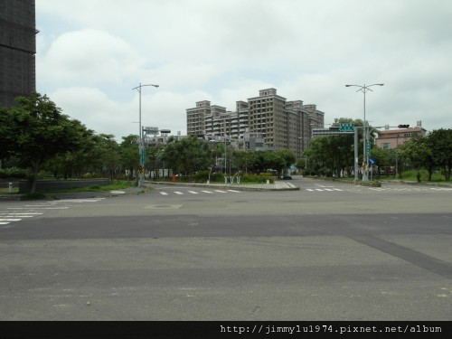 [竹北] 興隆路水岸建築群踏查(中華路起至高鐵東站)2012-04-13 218