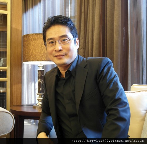 01 豪宅舵手吳永裕是建築產業垂直整合領域的佼佼者。