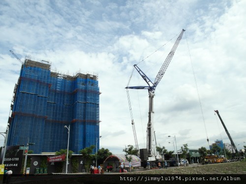 [竹北] 德鑫建設「A+7」立柱典禮2012-06-15 009