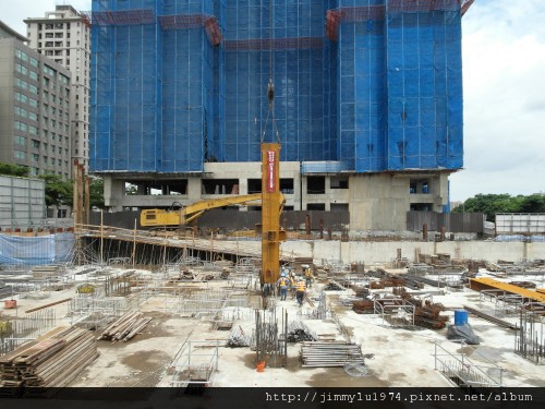 [竹北] 德鑫建設「A+7」立柱典禮2012-06-15 021