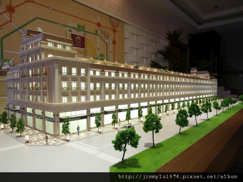 [竹南] 上磊建設「富比士」外觀參考模型2012-07-10 002