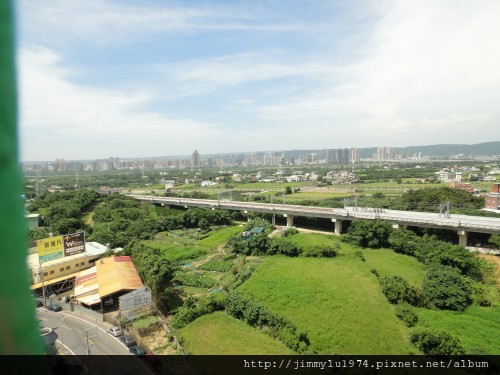 [新竹] 大買家公司「中陽‧樓擇院」2012-09-24 011 次臥俯瞰實景