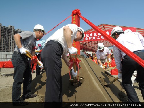 [竹北] 美地建設「市政廳」開工2012-10-24 007