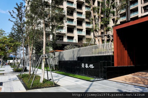 [竹北] 富廣開發「景泰然」外觀與中庭實景(大樓)2013-01-16 026