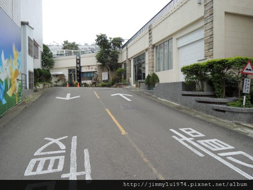 [頭份] 恒輝建設「真愛透天」(透天)2013-01-17 003