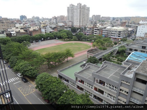 [竹北] 昌傑建設「昌傑學學」實品屋參考裝潢 2013-04-24 031