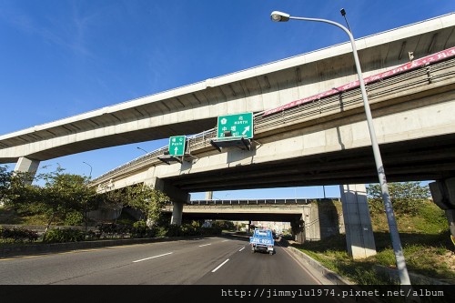 [楊梅埔心] 美居建設「美居森自在」(電梯透天) 2013-11-15 020 楊梅交流道