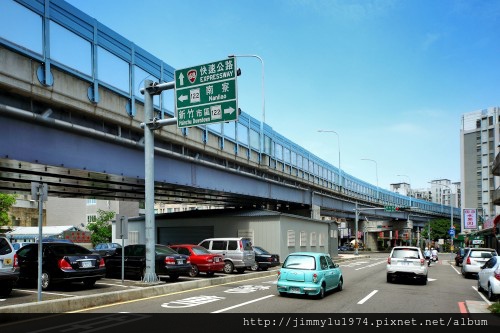[新竹巨城] 正群建設「天青硯」(大樓) 2013-11-29 012 武陵高架