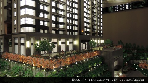 [新竹明湖] 遠雄建設「遠雄御莊園」(大樓)參考模型 2014-02-19 019
