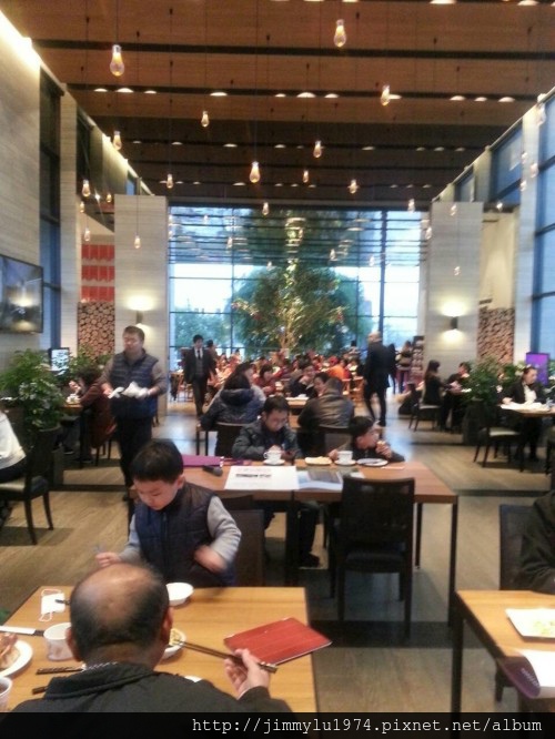[竹北縣三] 潤隆建設「國賓大悅」(大樓)週末來人 2014-03-08 004