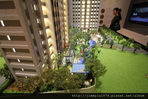 [竹南公所] 東陞建設「樹上景」(大樓) 2014-04-26 009.jpg