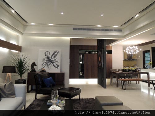 [竹南公所] 東陞建設「樹上景」(大樓)樣品屋A棟4房 2014-04-30 005