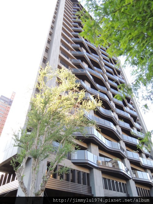 [新竹東門] 鑫奕建設「昕奕居」(大樓) 2014-05-14 003
